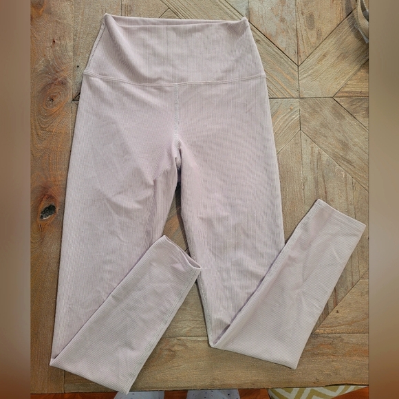 Beach Riot Leggings - Picture 1 of 3